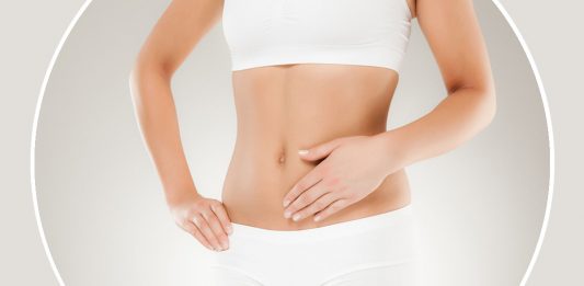 Inchaço abdominal, causas e o que fazer para melhorar