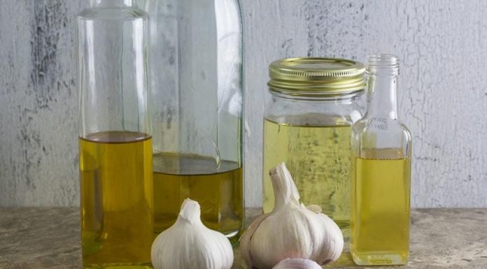 FODMAP- Como fazer azeite com infusão de alho